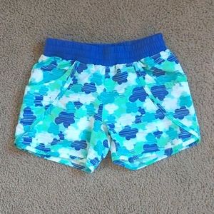 Summer light shorts with spot design.